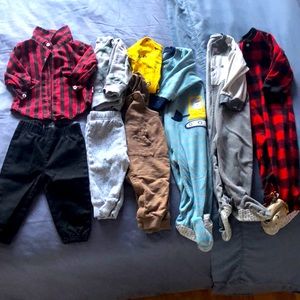 Onesie pajamas 12mos. dinosaur set is 9 mos